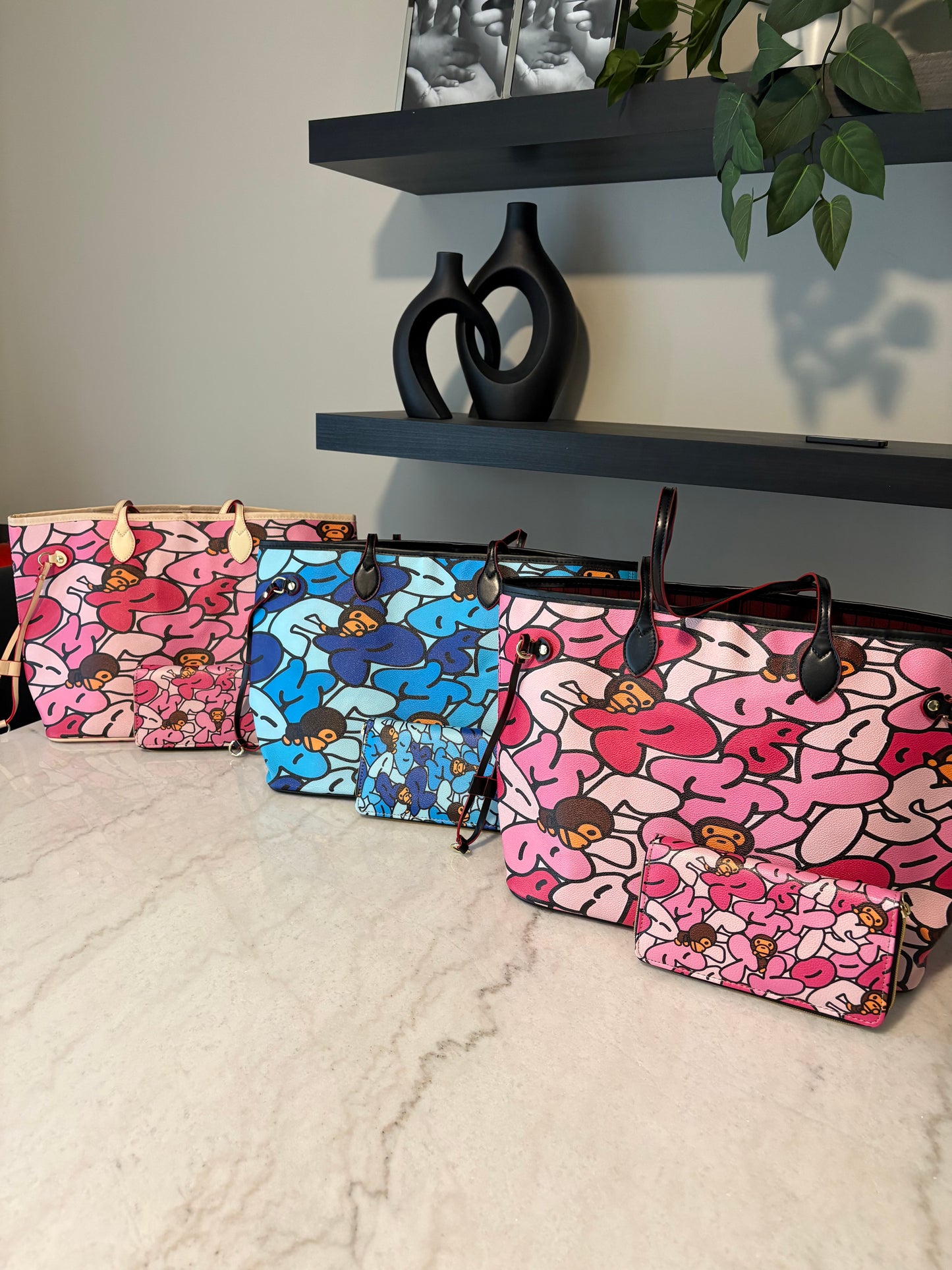 Baby Milo “Macro” Tote Bags